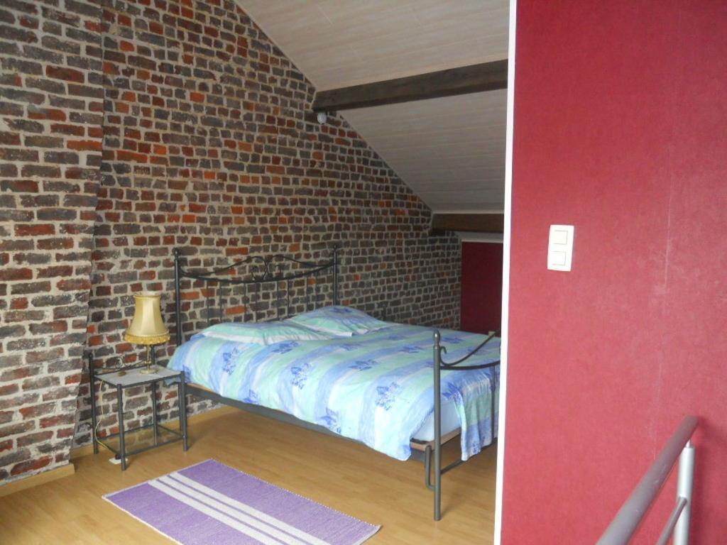 Отель Huis De Wilde Wingerd Ипр Номер фото