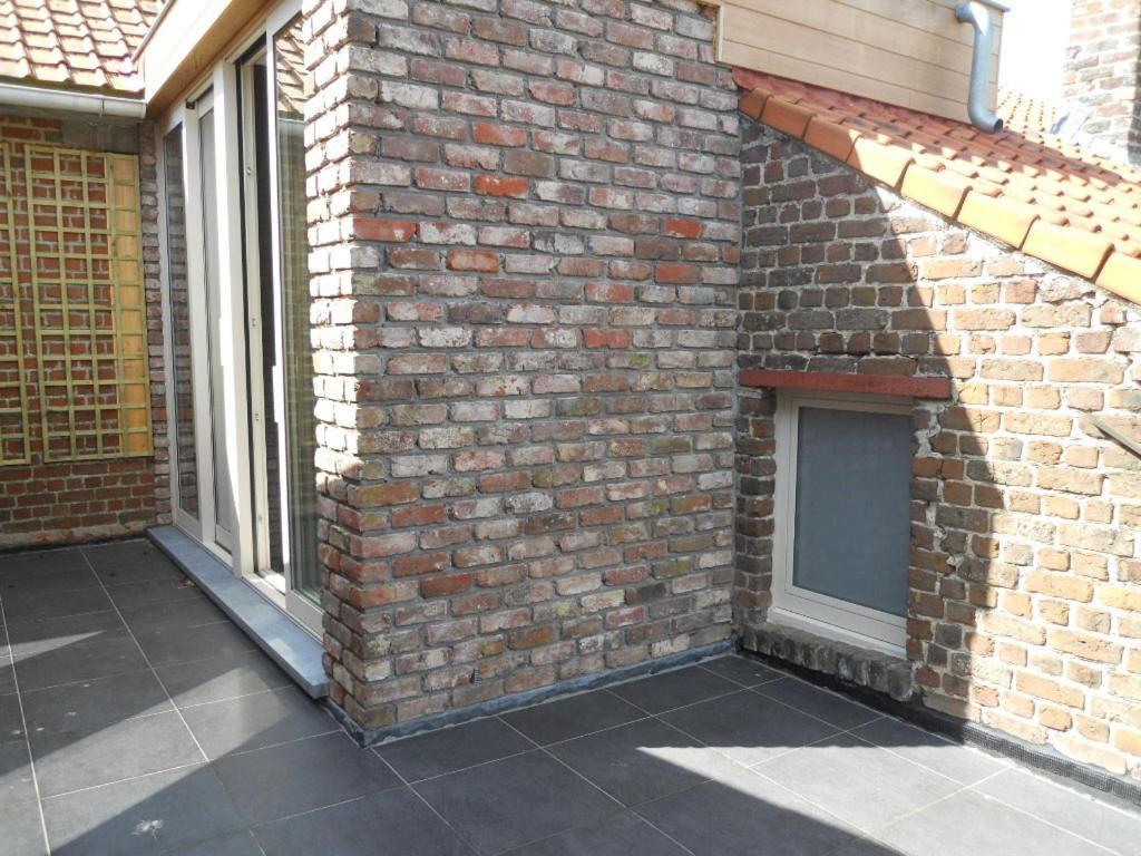 Отель Huis De Wilde Wingerd Ипр Номер фото